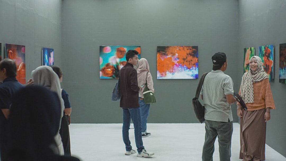 art exhibition visitors